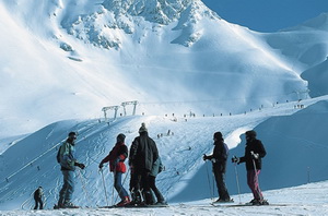 Xtrallusion offers independent self-guided Walking, Adventure, Activity, Skiing and Paragliding Holiday itineraries on the Italian Rivieras, in the Italian Lakes, in the Italian Alps and in some of the most beautiful corners of Italy.